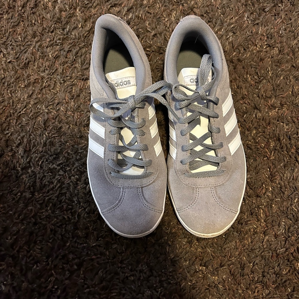 gray adidas shoes Size 6